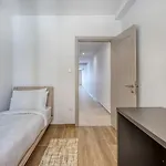 Exquisite Seafront Getaway *
