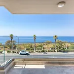 Exquisite Seafront Getaway St. Paul's Bay