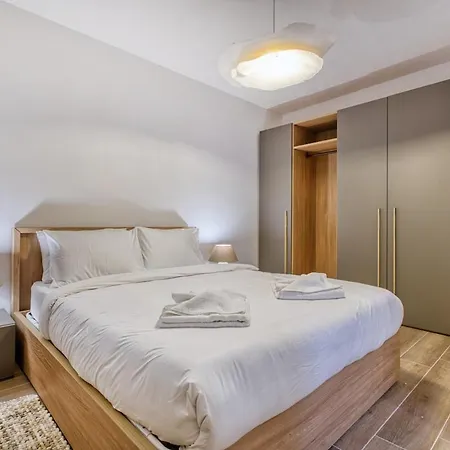 Exquisite Seafront Getaway * St Paul's Bay