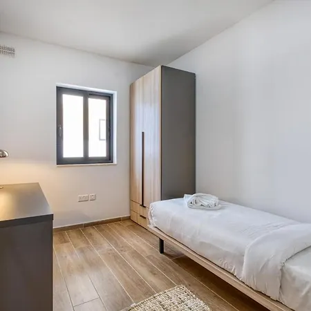Διαμέρισμα Seafront 3 Bedroom Luxury Getaway *