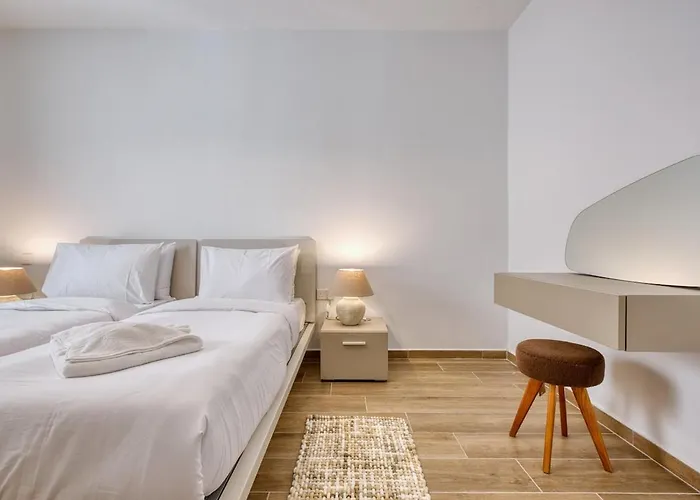 Exquisite Seafront Getaway Апартаменты