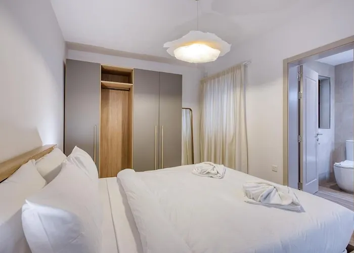 Apartament Exquisite Seafront Getaway St Paul's Bay