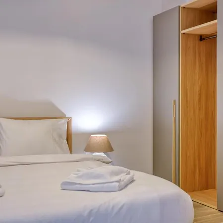 דירה Exquisite Seafront Getaway