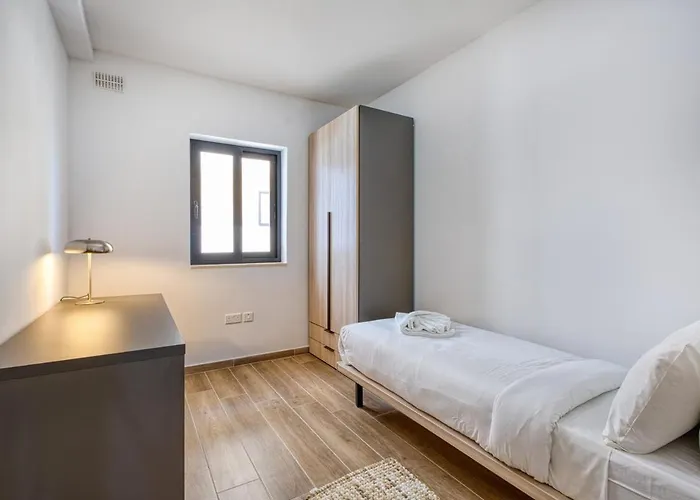 דירה Exquisite Seafront Getaway *